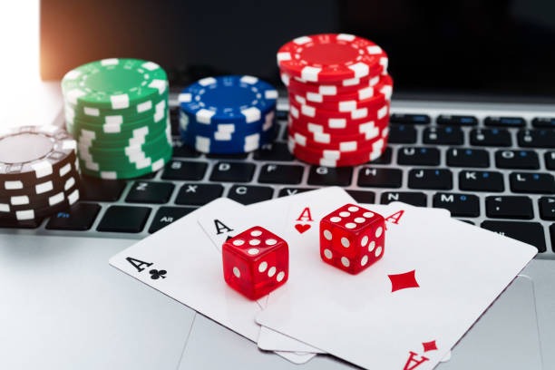 Withdrawal options on livescore showing QRIS, DANA, OVO payment methods
